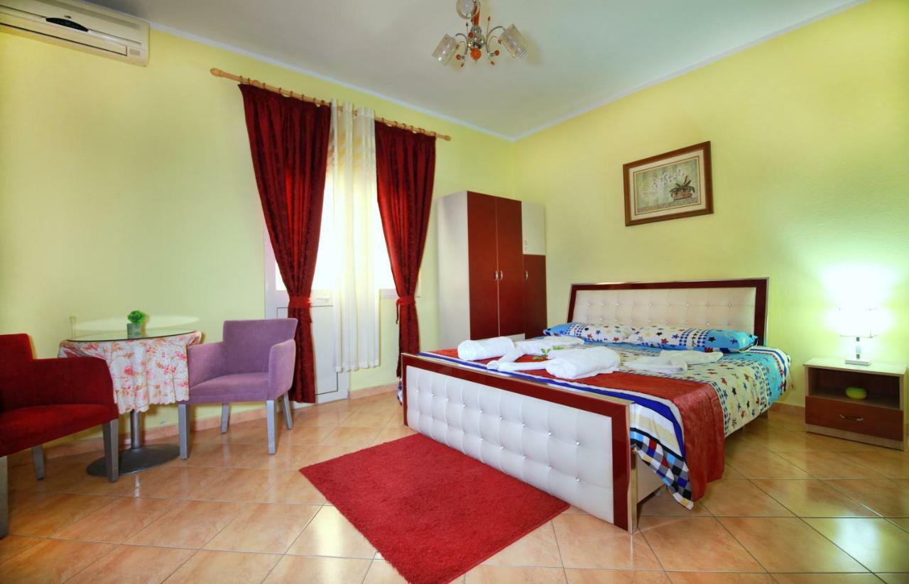 My Home Guest House Durres Exterior photo